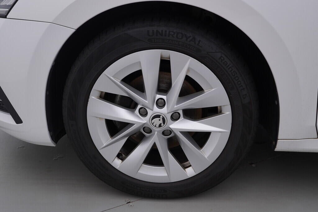 OV190V09572_39.webp_OCTAVIA Style 1.5 TSI 110 kW manuál, DPH