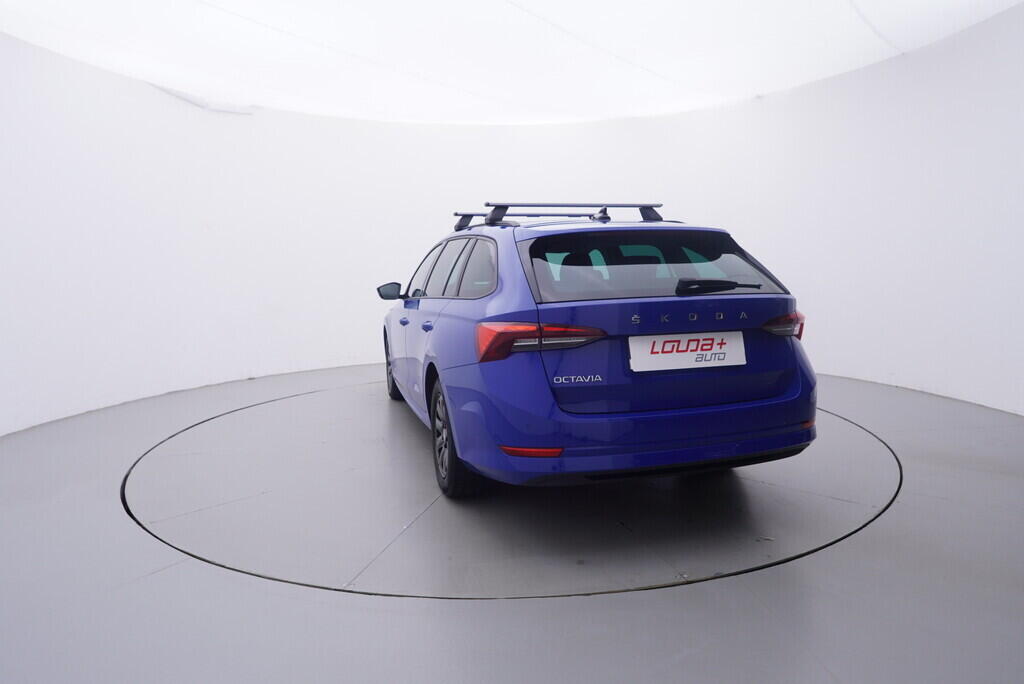 OV190V09573_13.webp_OCTAVIA Ambition 2.0 TDI 85 kW manuál, DPH