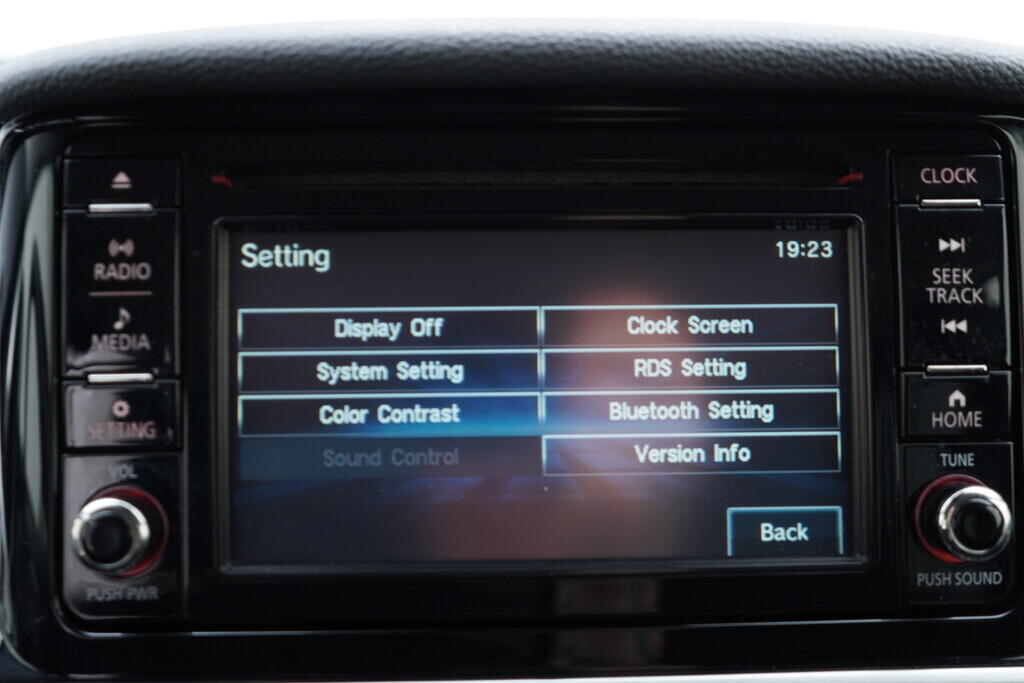 OV190V09574_30.webp_ECLIPSE CROSS  1.5  120 kW manuál