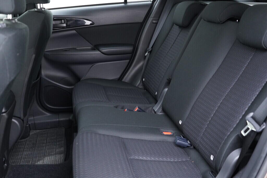 OV190V09574_37.webp_ECLIPSE CROSS  1.5  120 kW manuál