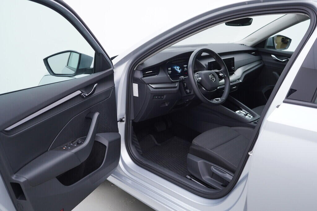 OV190V09575_18.webp_OCTAVIA Ambition 2.0 TDI 85 kW automat, DPH