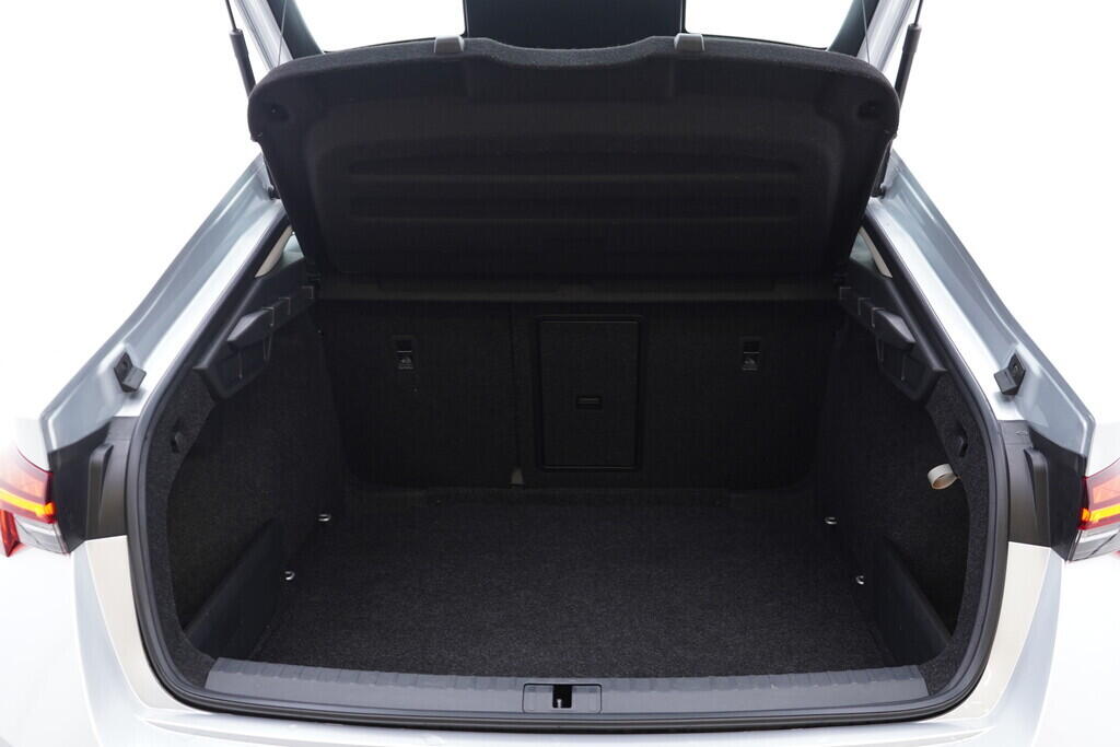 OV190V09575_38.webp_OCTAVIA Ambition 2.0 TDI 85 kW automat, DPH