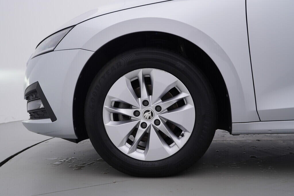 OV190V09575_40.webp_OCTAVIA Ambition 2.0 TDI 85 kW automat, DPH