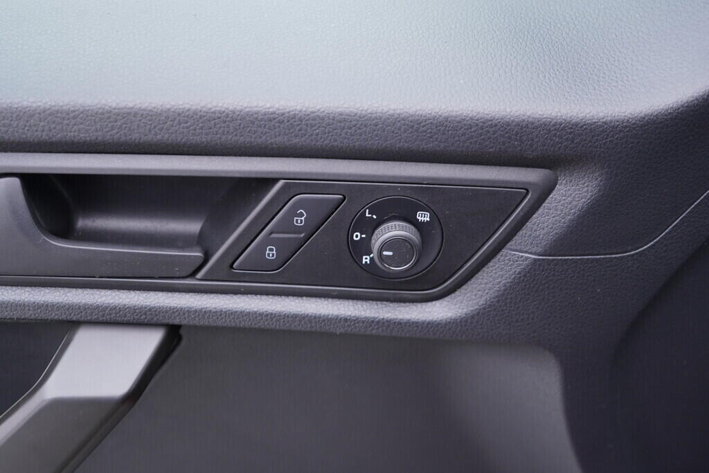 OV190V09576_20.webp_CADDY MAXI - SKŘÍŇOVÝ VŮZ  2.0 TDI 90 kW manuál, DPH