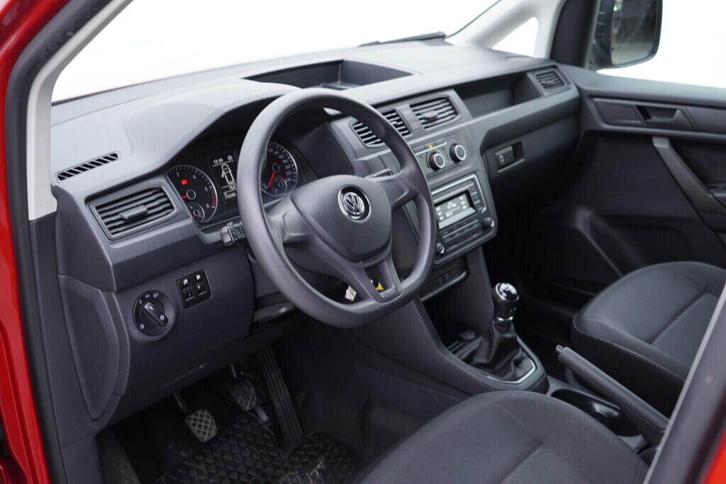 OV190V09576_22.webp_CADDY MAXI - SKŘÍŇOVÝ VŮZ  2.0 TDI 90 kW manuál, DPH