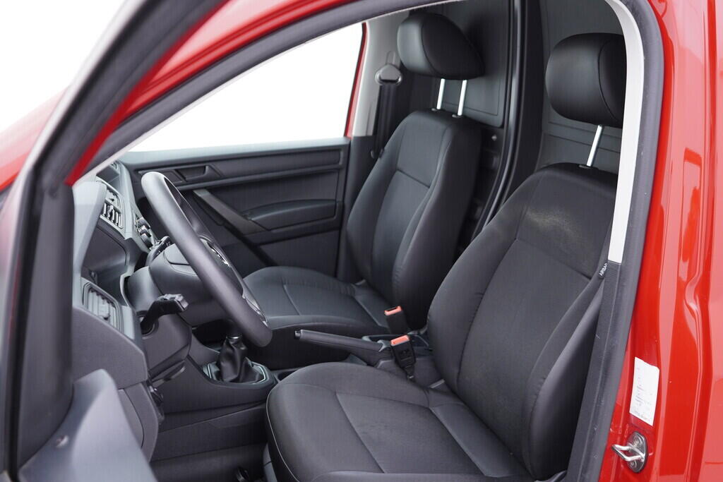 OV190V09576_23.webp_CADDY MAXI - SKŘÍŇOVÝ VŮZ  2.0 TDI 90 kW manuál, DPH