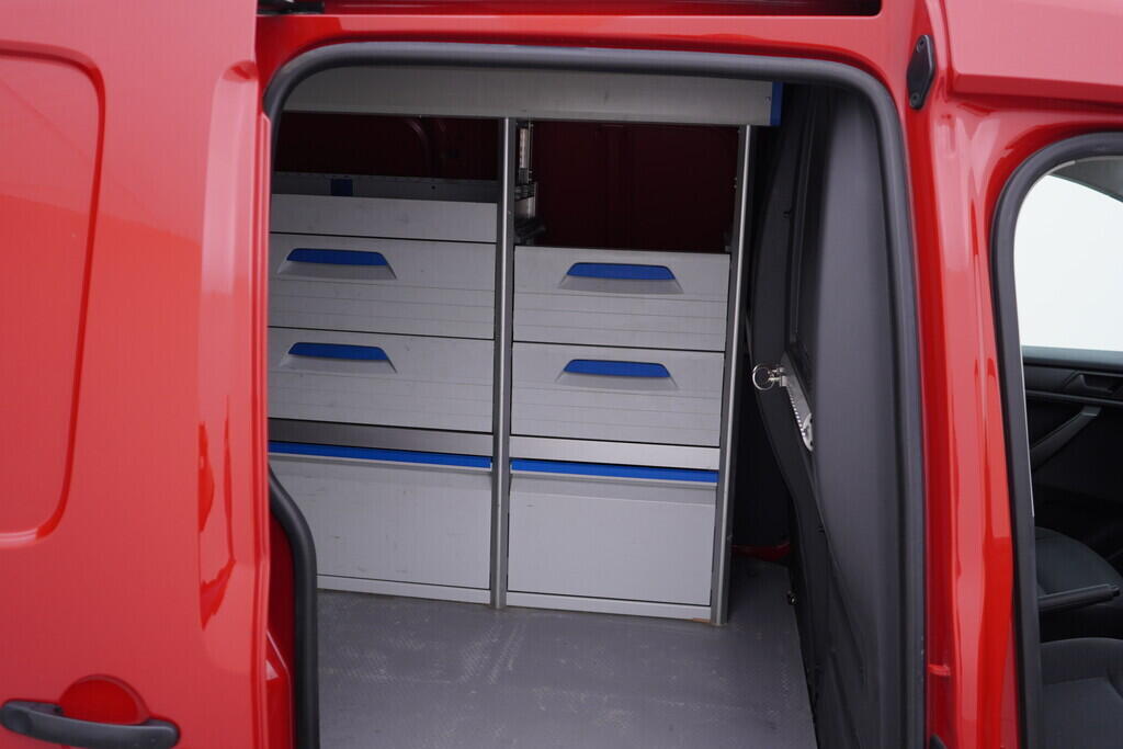 OV190V09576_32.webp_CADDY MAXI - SKŘÍŇOVÝ VŮZ  2.0 TDI 90 kW manuál, DPH