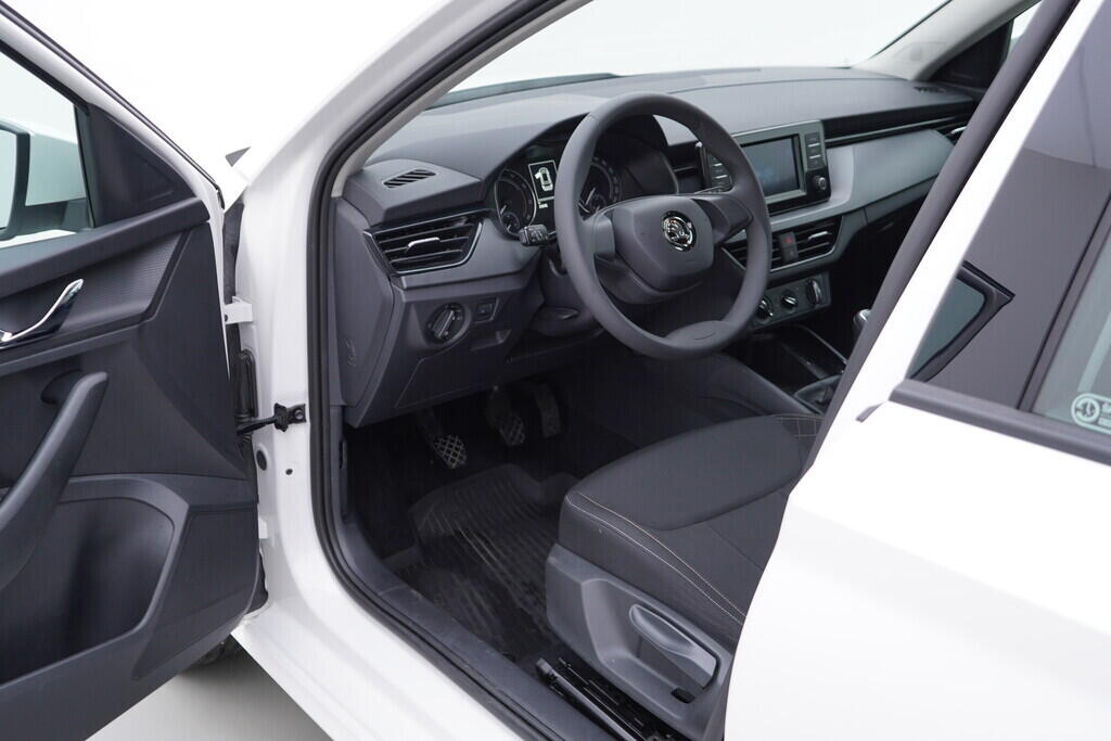 OV190V09577_18.webp_KAMIQ Ambition 1.0 TSI 70 kW manuál, DPH