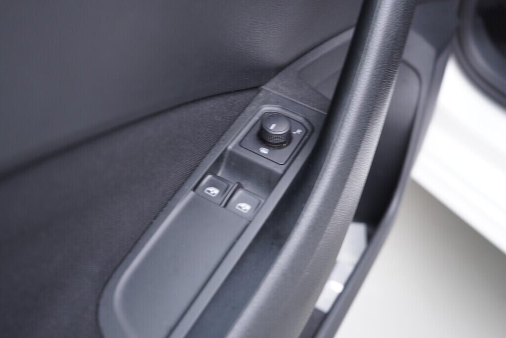 OV190V09577_20.webp_KAMIQ Ambition 1.0 TSI 70 kW manuál, DPH