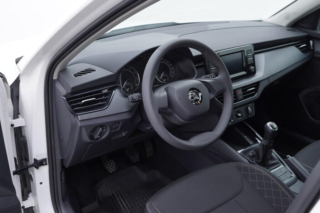 OV190V09577_21.webp_KAMIQ Ambition 1.0 TSI 70 kW manuál, DPH