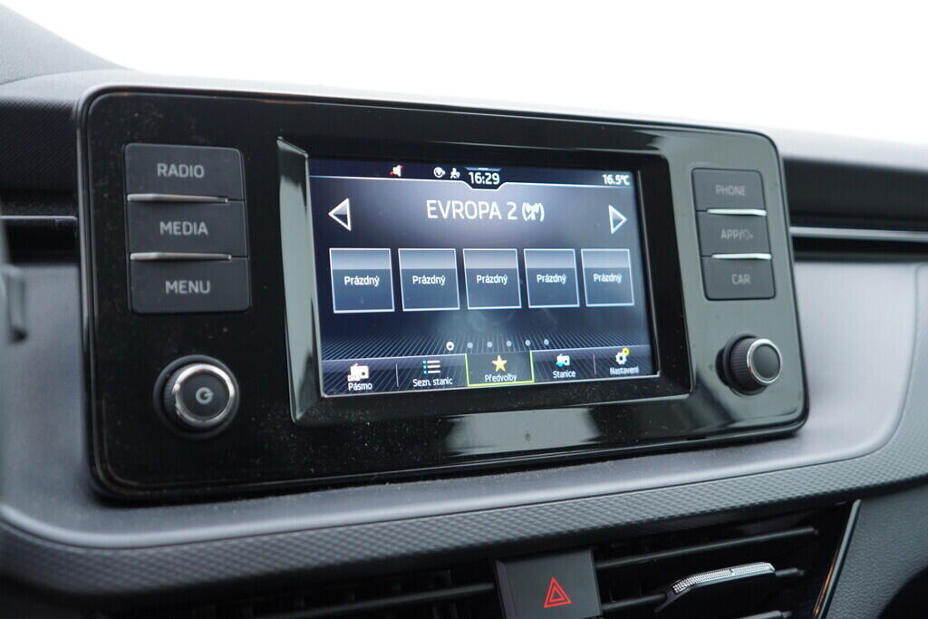 OV190V09577_27.webp_KAMIQ Ambition 1.0 TSI 70 kW manuál, DPH