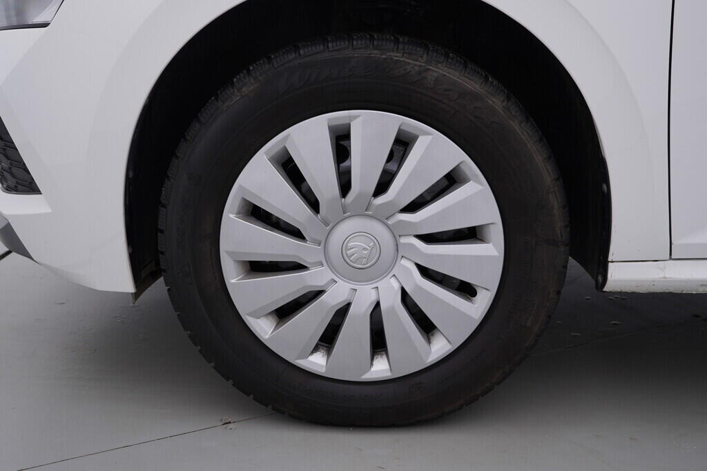 OV190V09577_36.webp_KAMIQ Ambition 1.0 TSI 70 kW manuál, DPH