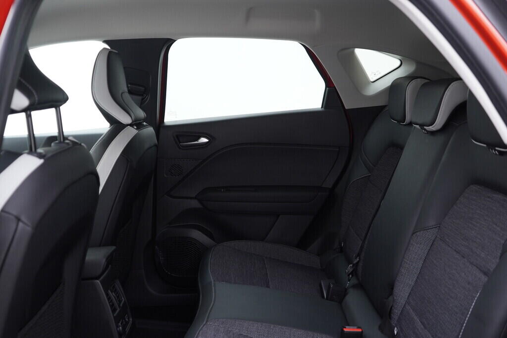 OV190V09579_37.webp_CAPTUR Techno  1.3 TCe 140 EDC 103 kW automat, DPH