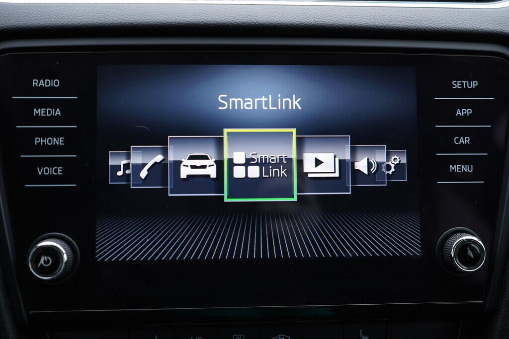 OV190V09581_30.webp_OCTAVIA Ambition 1.6 TDI 85 kW manuál