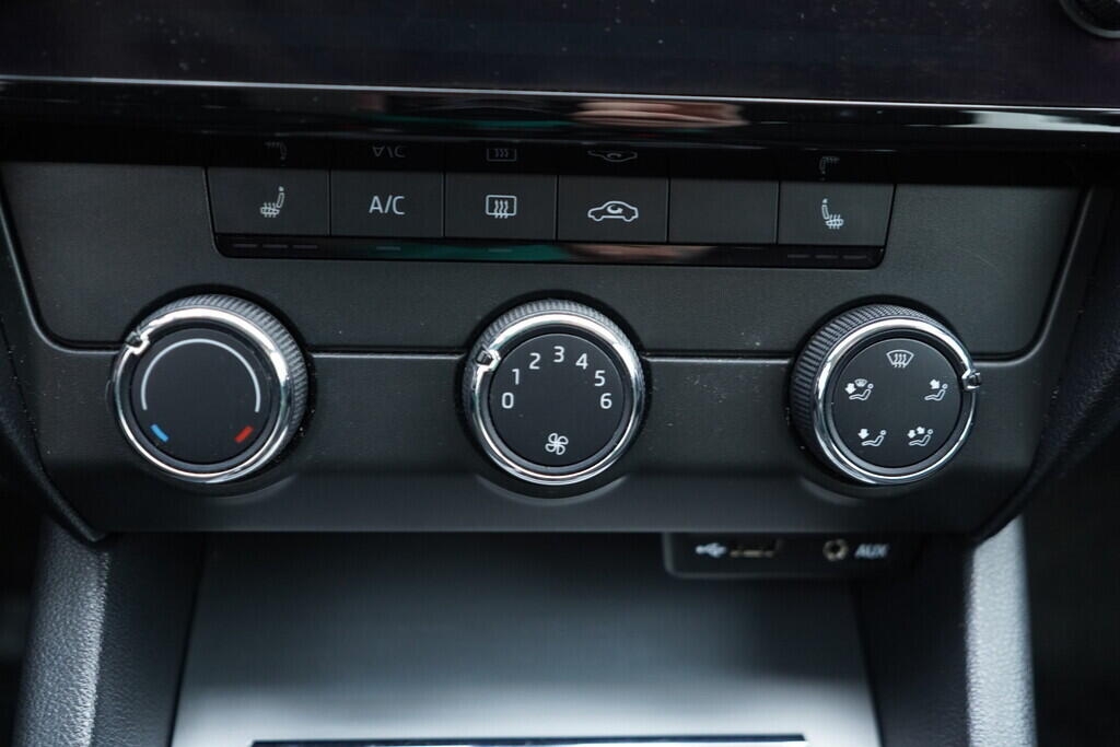 OV190V09581_32.webp_OCTAVIA Ambition 1.6 TDI 85 kW manuál