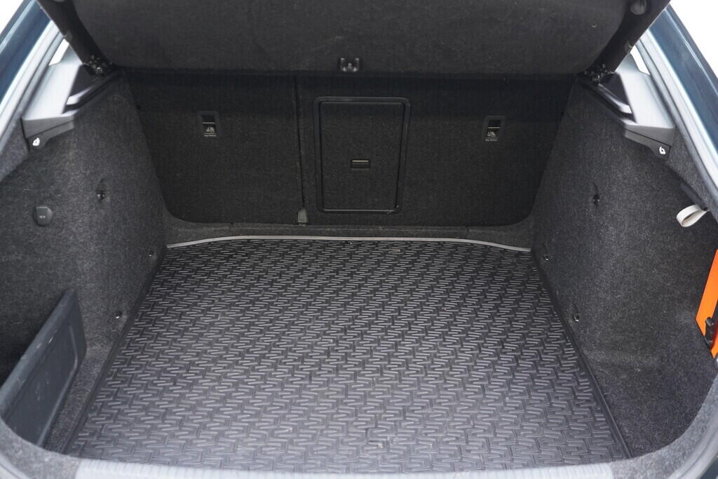 OV190V09581_37.webp_OCTAVIA Ambition 1.6 TDI 85 kW manuál