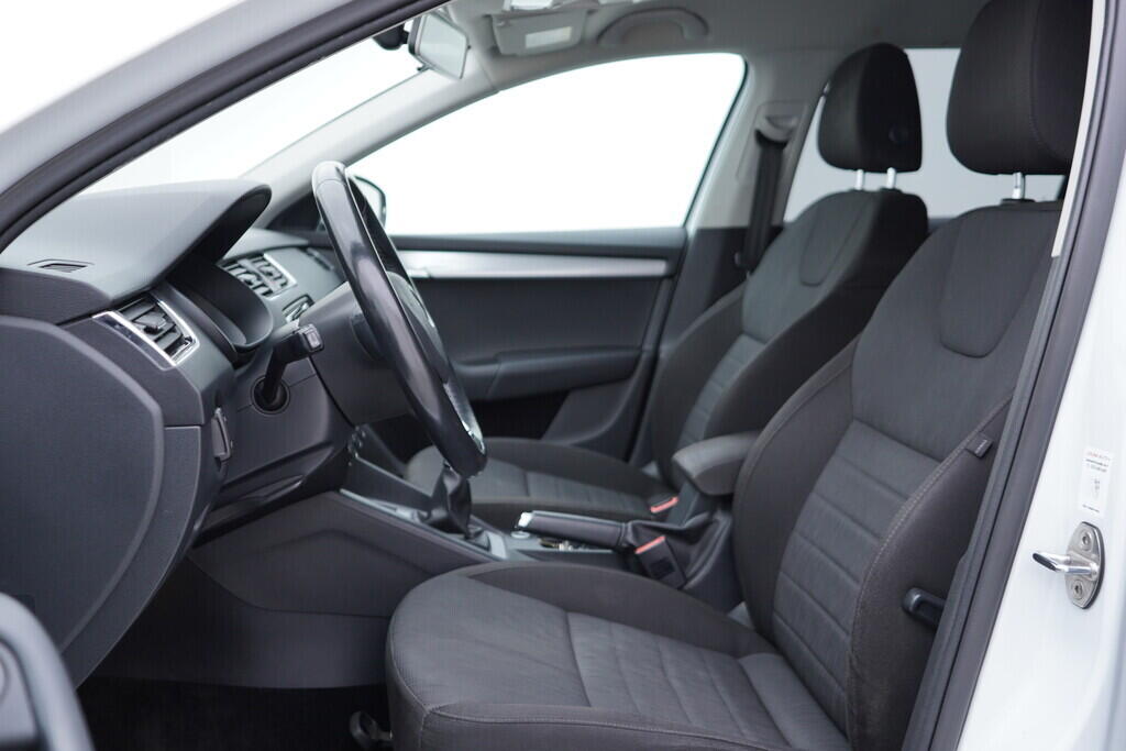 OV190V09584_23.webp_OCTAVIA Style 2.0 TDI 110 kW manuál, DPH