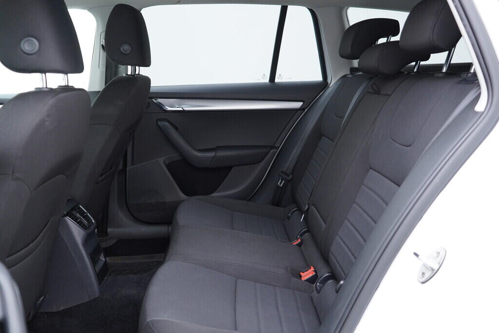 OV190V09584_35.webp_OCTAVIA Style 2.0 TDI 110 kW manuál, DPH