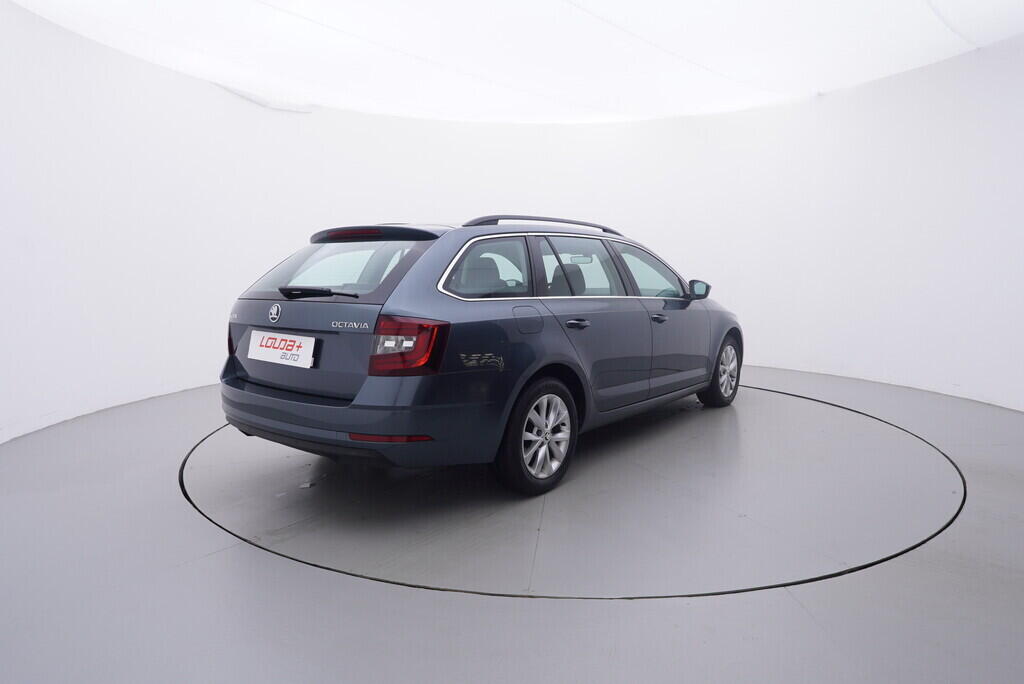 OV190V09585_14.webp_OCTAVIA Style 2.0 TDI 110 kW automat, DPH