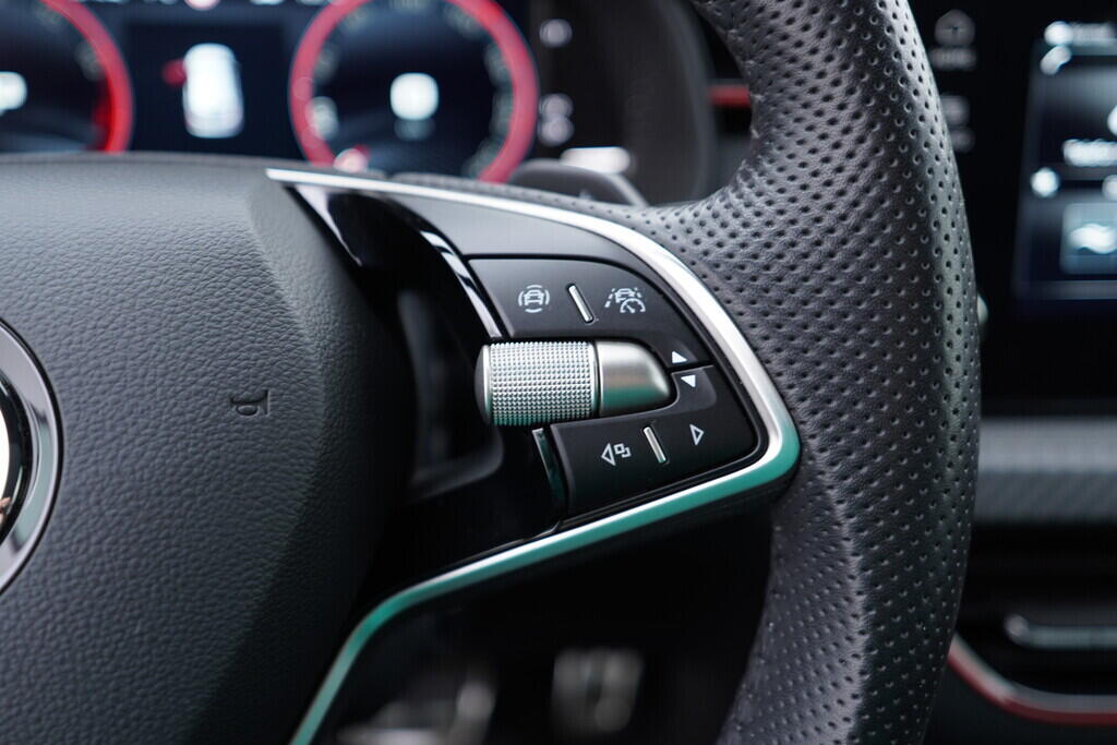 OV190V09587_26.webp_KAMIQ Monte Carlo 1.5 TSI 110 kW automat