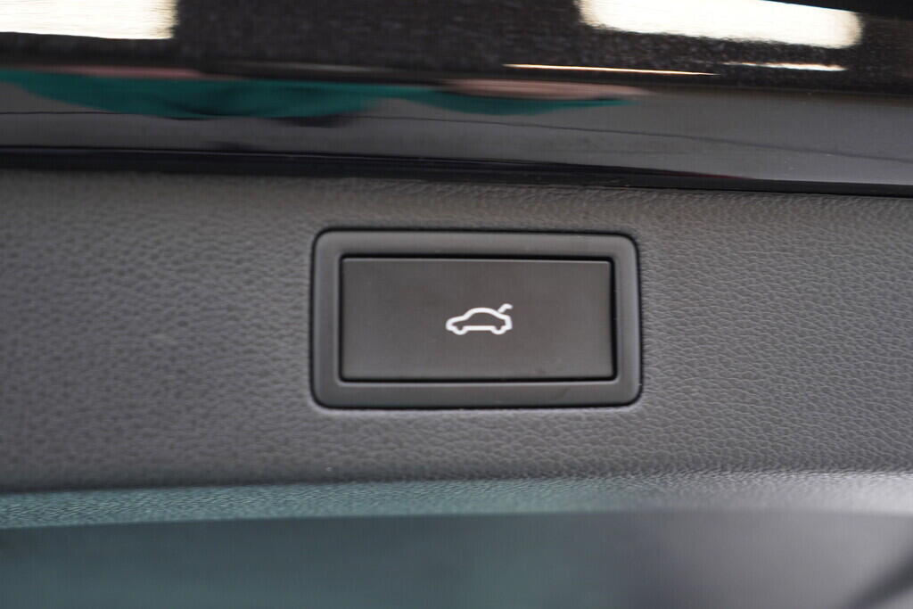 OV190V09587_40.webp_KAMIQ Monte Carlo 1.5 TSI 110 kW automat