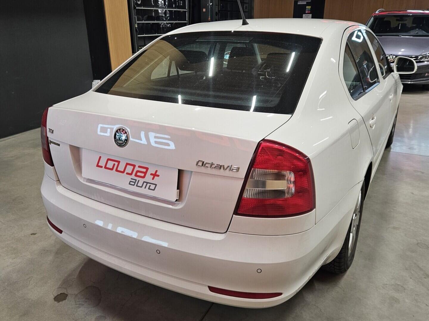 OV190V09593_11.webp_OCTAVIA Ambition 1.6 TDI 77 kW manuál