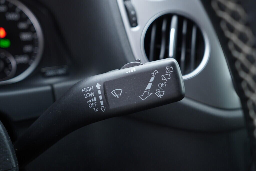 OV190V09599_25.webp_TIGUAN Lounge Sport & Style 2.0 TDI 130 kW automat