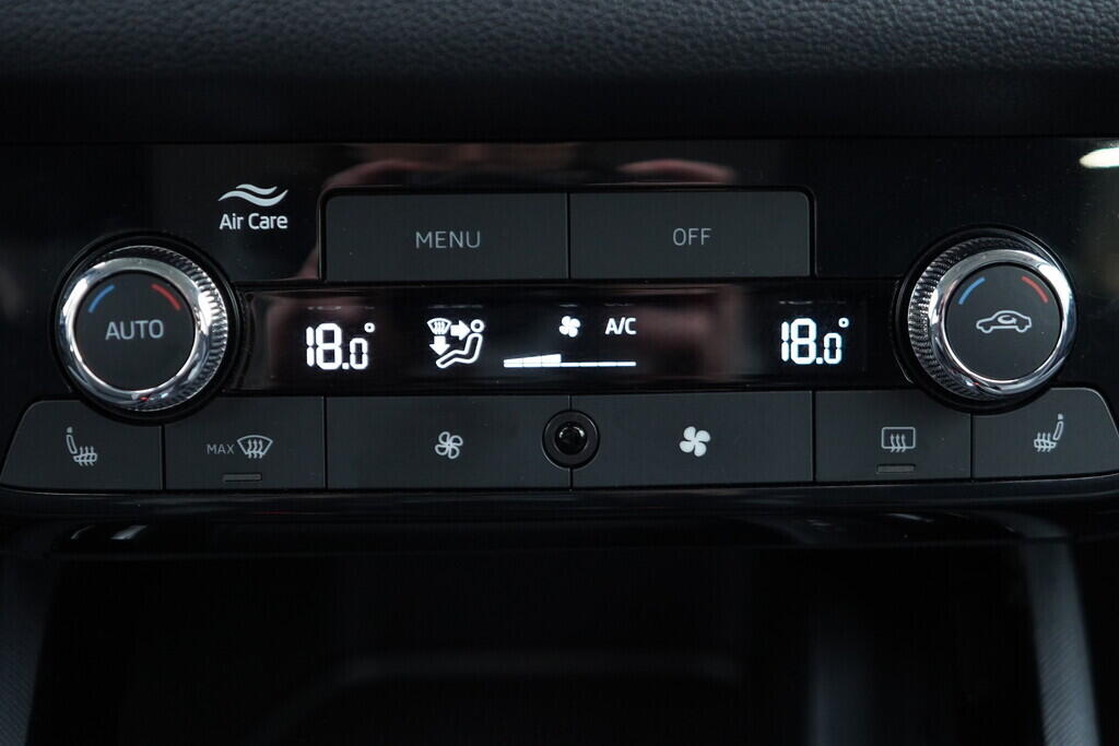 OV190V09600_31.webp_SCALA Selection 1.0 TSI 85 kW manuál, DPH