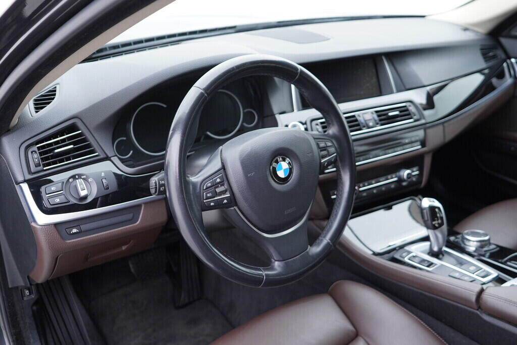 OV190V09602_24.webp_525 Luxury 2.0 D 160 kW automat