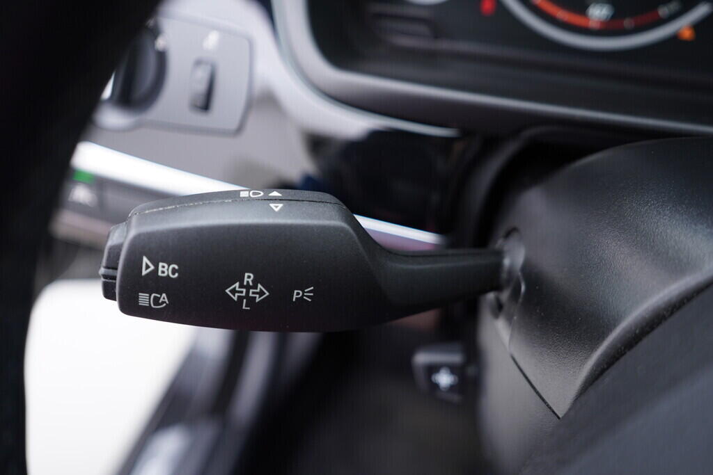 OV190V09602_26.webp_525 Luxury 2.0 D 160 kW automat