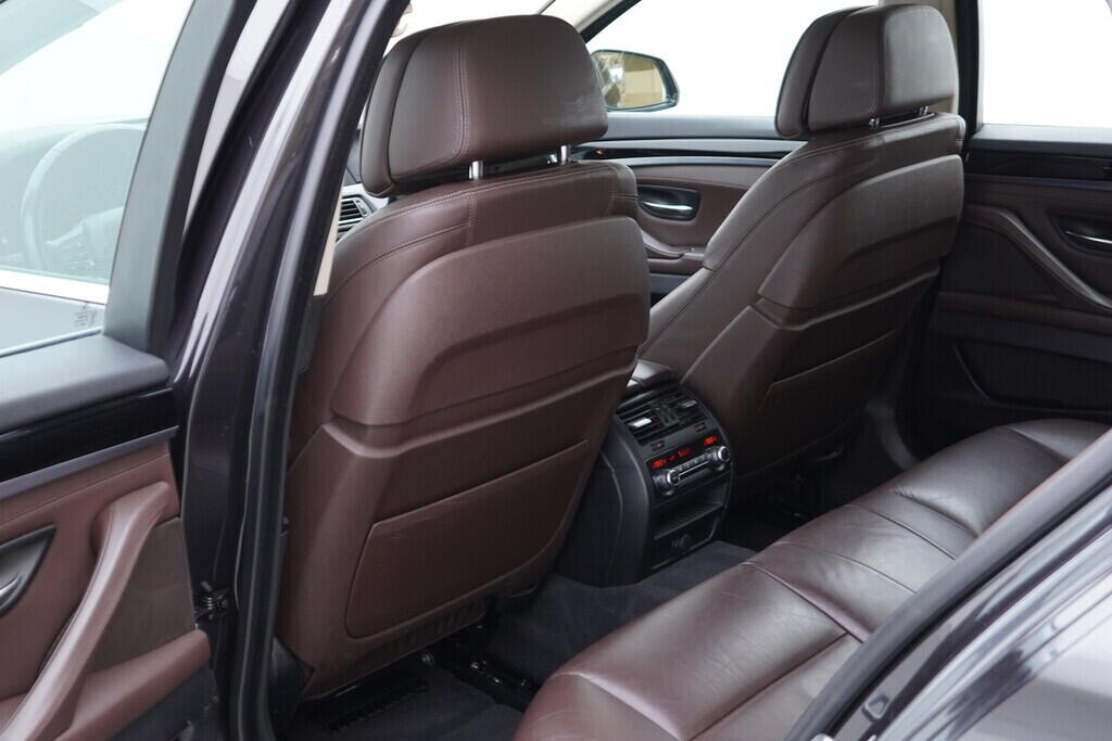 OV190V09602_37.webp_525 Luxury 2.0 D 160 kW automat