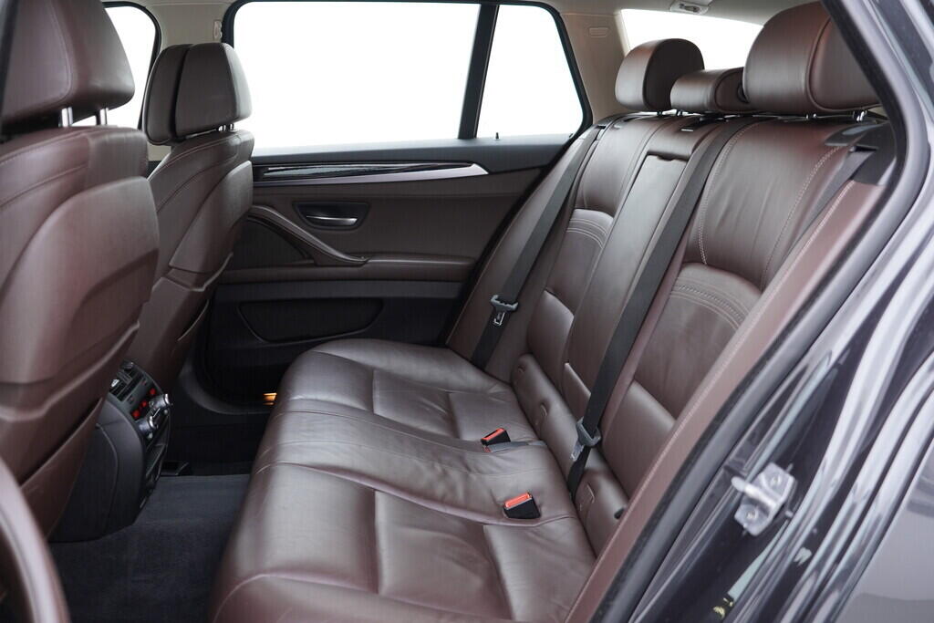 OV190V09602_39.webp_525 Luxury 2.0 D 160 kW automat