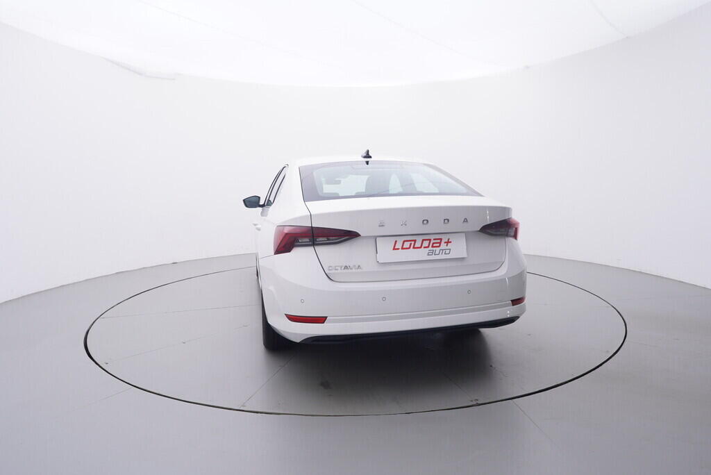 OV190V09604_13.webp_OCTAVIA Style 2.0 TDI 85 kW manuál, DPH