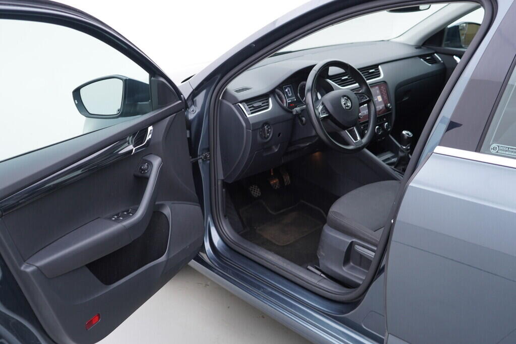 OV190V09605_18.webp_OCTAVIA Style 1.6 TDI 85 kW manuál