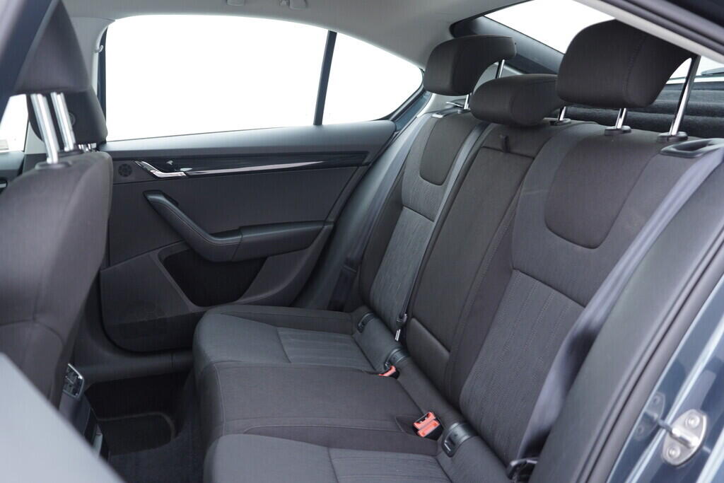 OV190V09605_37.webp_OCTAVIA Style 1.6 TDI 85 kW manuál