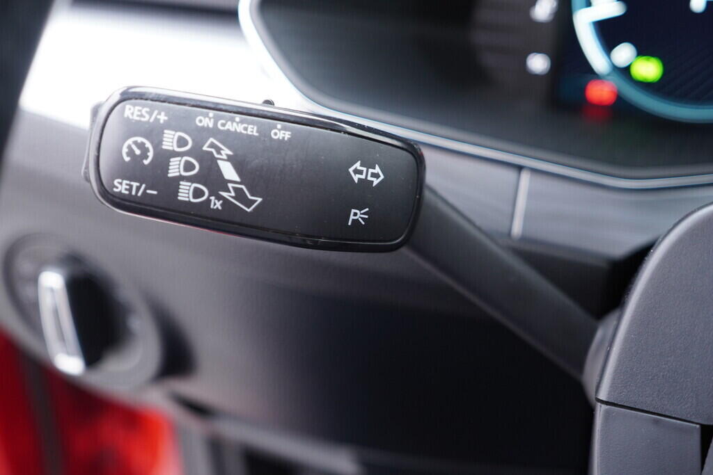 OV190V09606_23.webp_SUPERB Ambition 2.0 TDI 110 kW automat, DPH