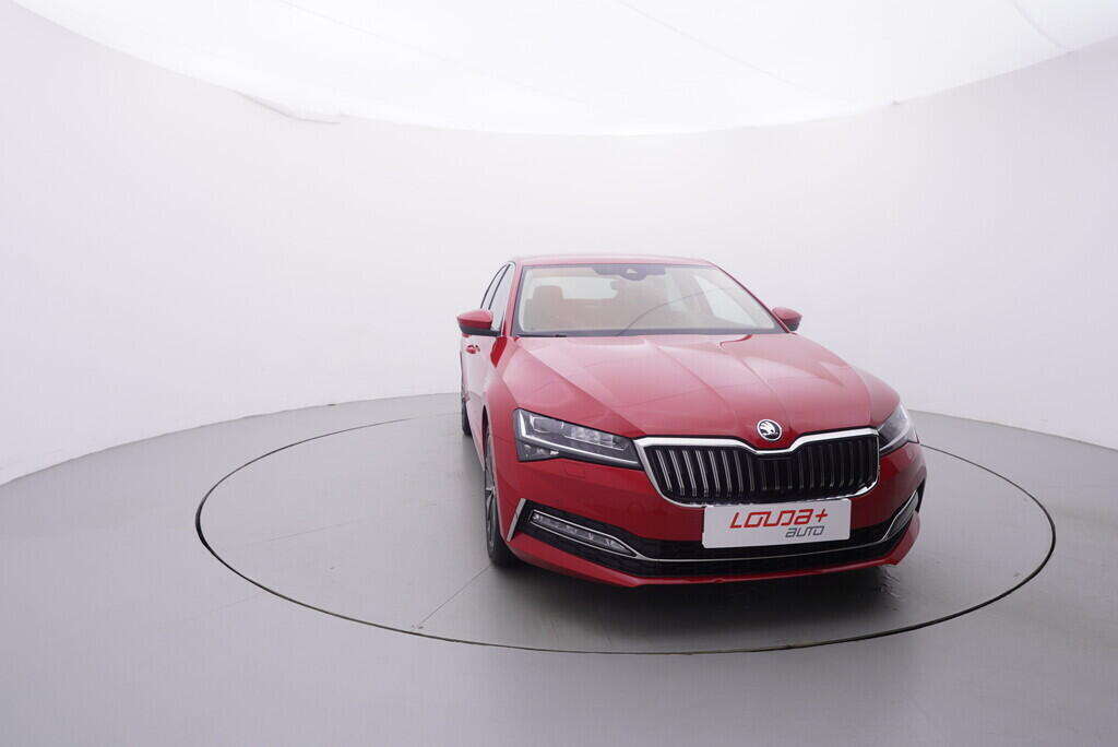 OV190V09607_17.webp_SUPERB L&K 2.0 TDI 147 kW automat, DPH