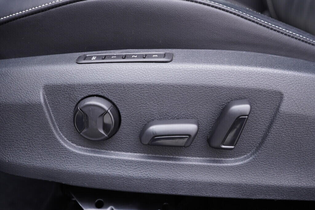 OV190V09607_22.webp_SUPERB L&K 2.0 TDI 147 kW automat, DPH