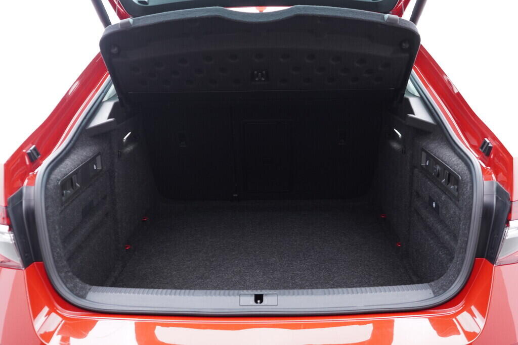 OV190V09607_43.webp_SUPERB L&K 2.0 TDI 147 kW automat, DPH