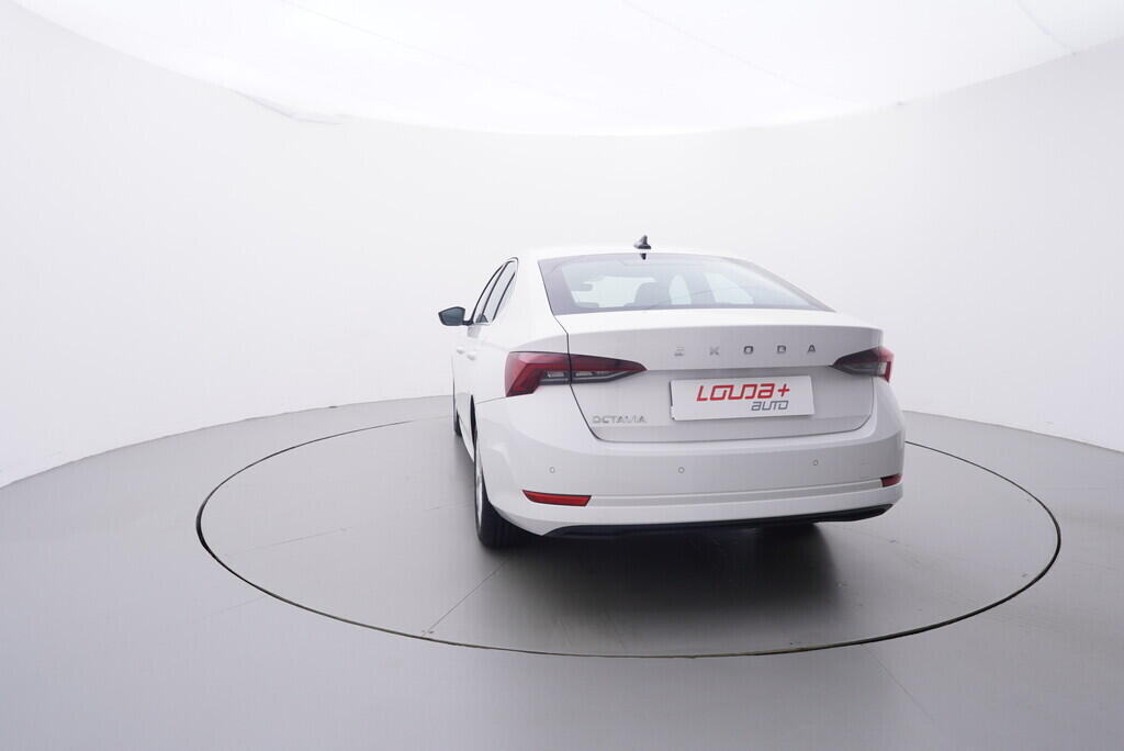 OV190V09608_13.webp_OCTAVIA Style 2.0 TDI 85 kW automat, DPH