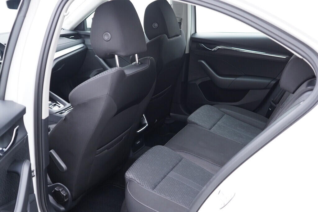 OV190V09608_37.webp_OCTAVIA Style 2.0 TDI 85 kW automat, DPH