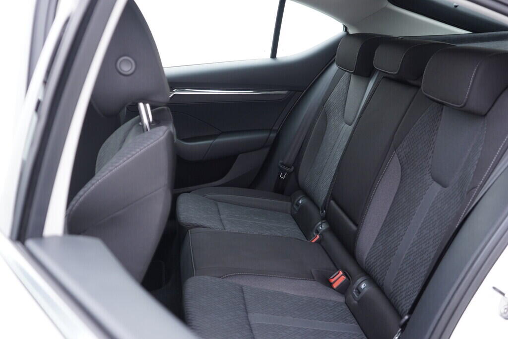 OV190V09608_39.webp_OCTAVIA Style 2.0 TDI 85 kW automat, DPH