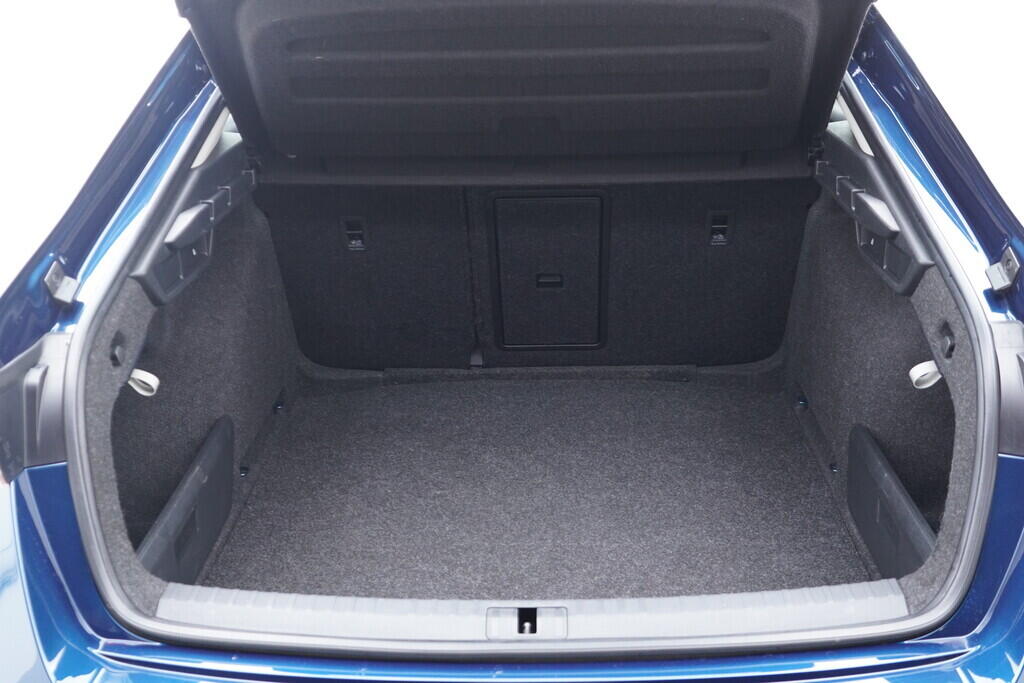 OV190V09611_38.webp_OCTAVIA Style 1.0 TSI 81 kW manuál, DPH