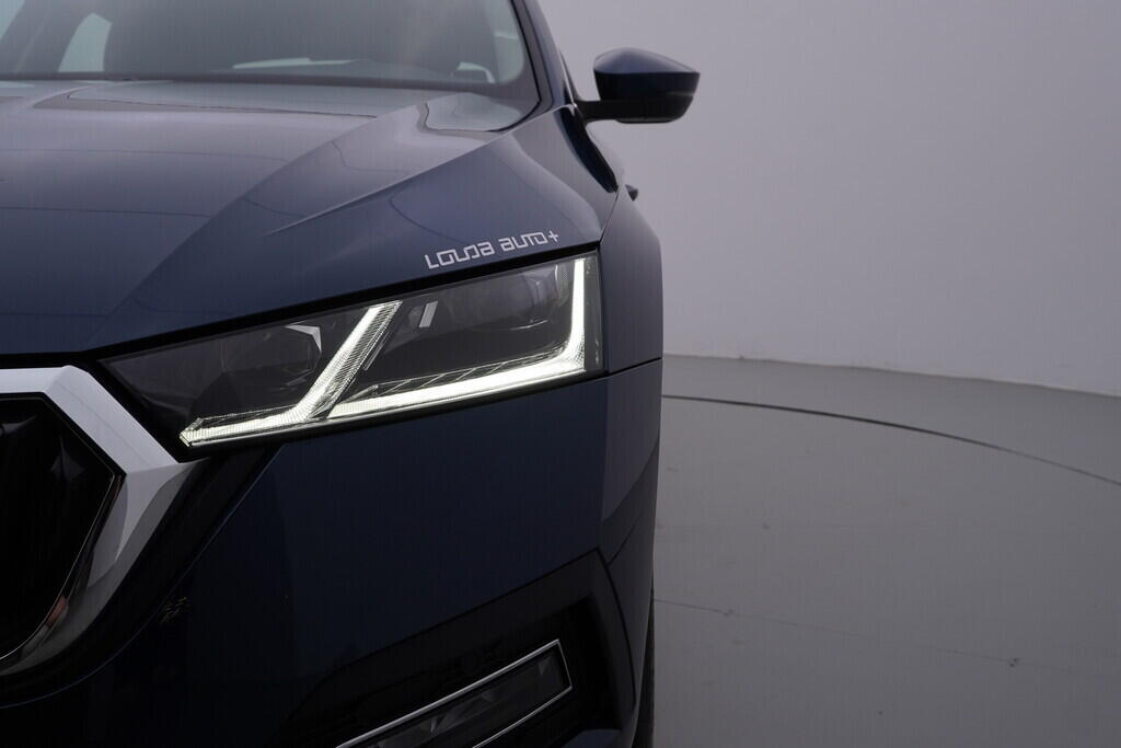 OV190V09611_43.webp_OCTAVIA Style 1.0 TSI 81 kW manuál, DPH