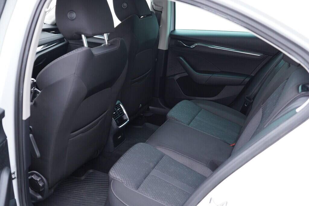 OV190V09613_36.webp_OCTAVIA Style 2.0 TDI 85 kW manuál, DPH