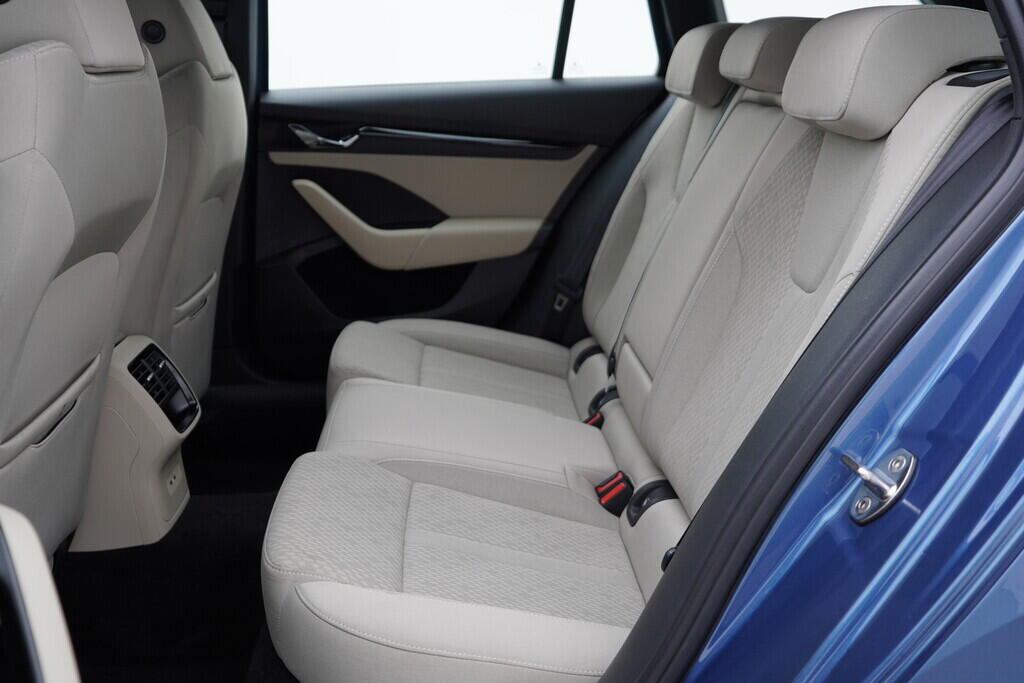 OV190V09615_38.webp_OCTAVIA Style 1.0 TSI 81 kW automat, DPH