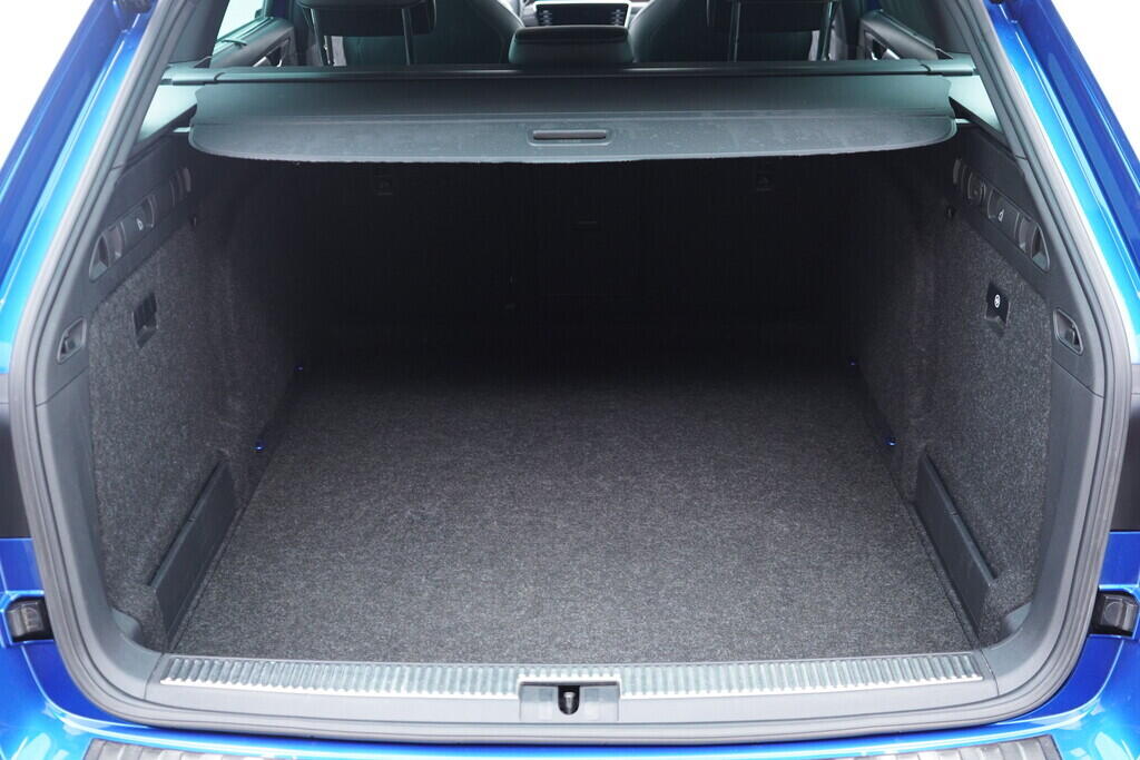 OV190V09618_43.webp_SUPERB SportLine 2.0 TDI 110 kW manuál, DPH