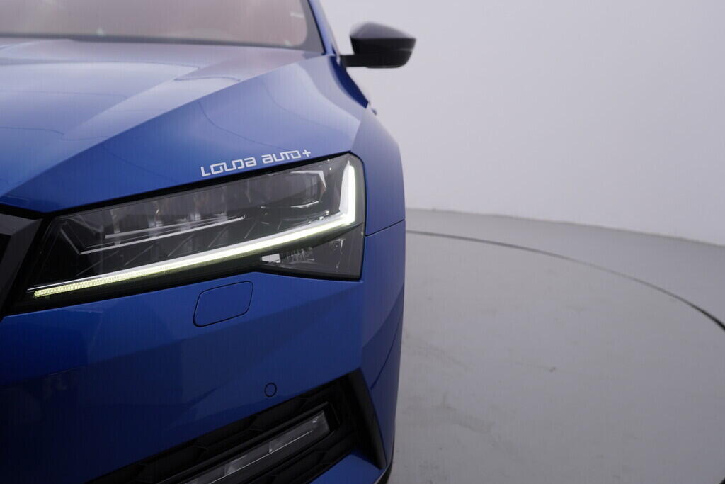 OV190V09618_50.webp_SUPERB SportLine 2.0 TDI 110 kW manuál, DPH