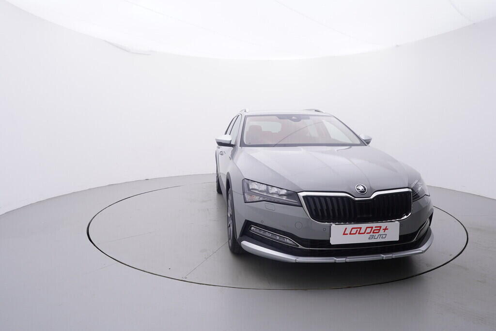 OV190V09621_17.webp_SUPERB Scout 2.0 TDI 147 kW automat, DPH