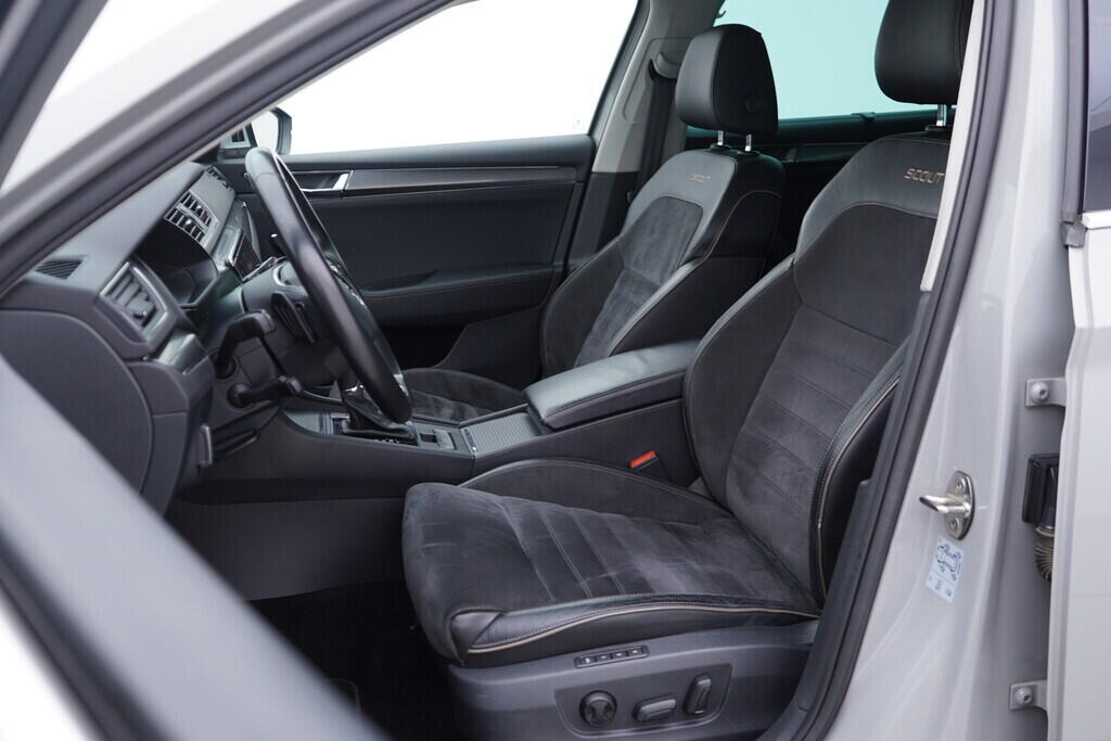 OV190V09621_25.webp_SUPERB Scout 2.0 TDI 147 kW automat, DPH